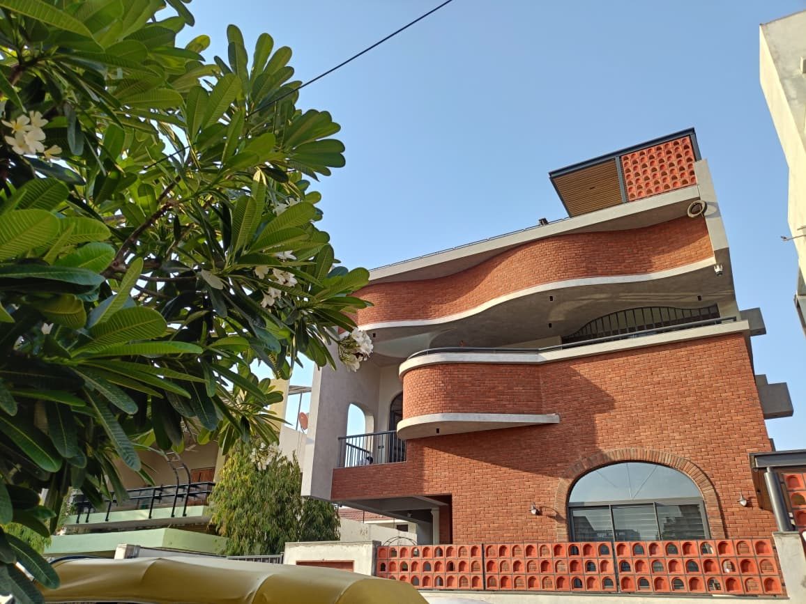 Raval Residence