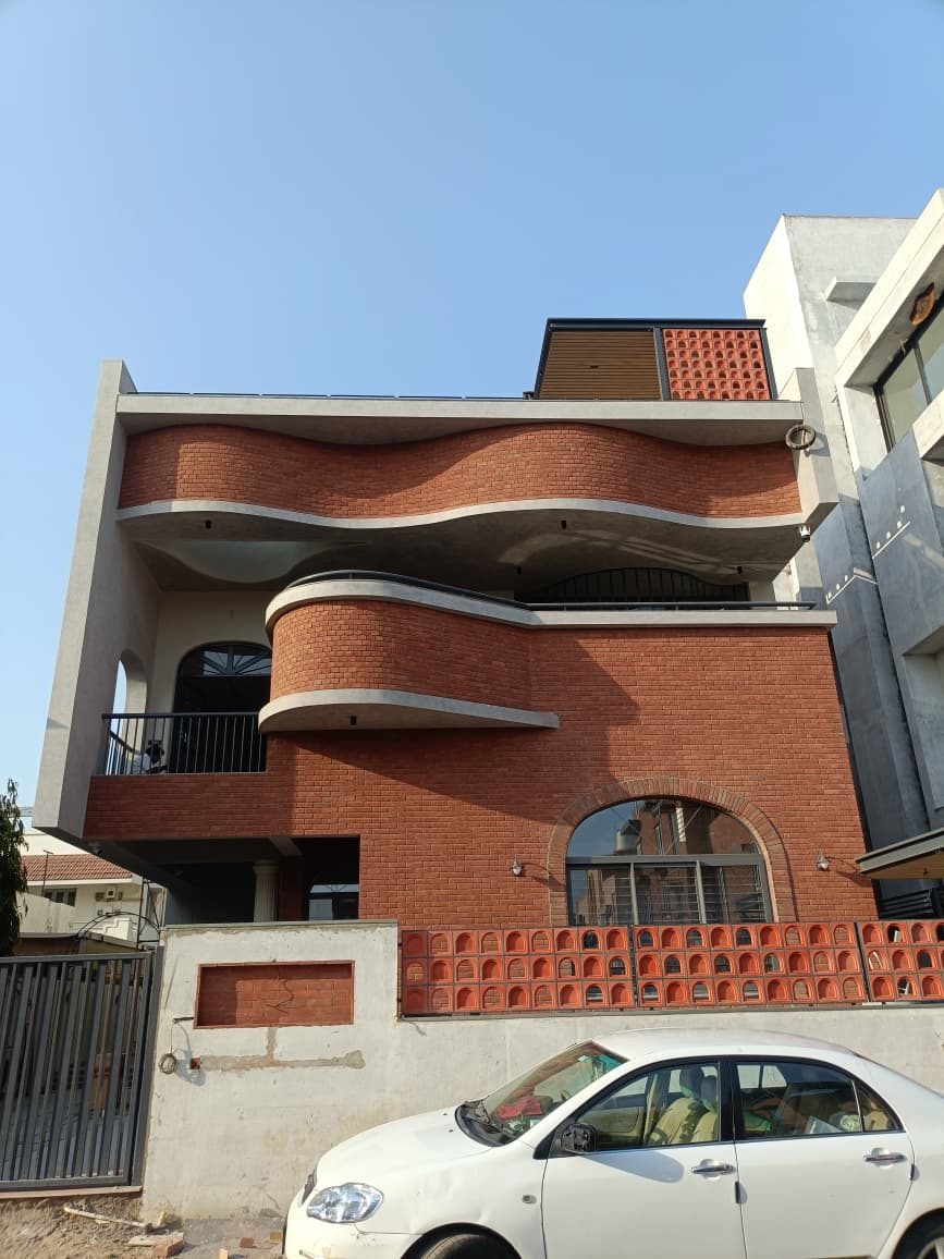 Raval Residence